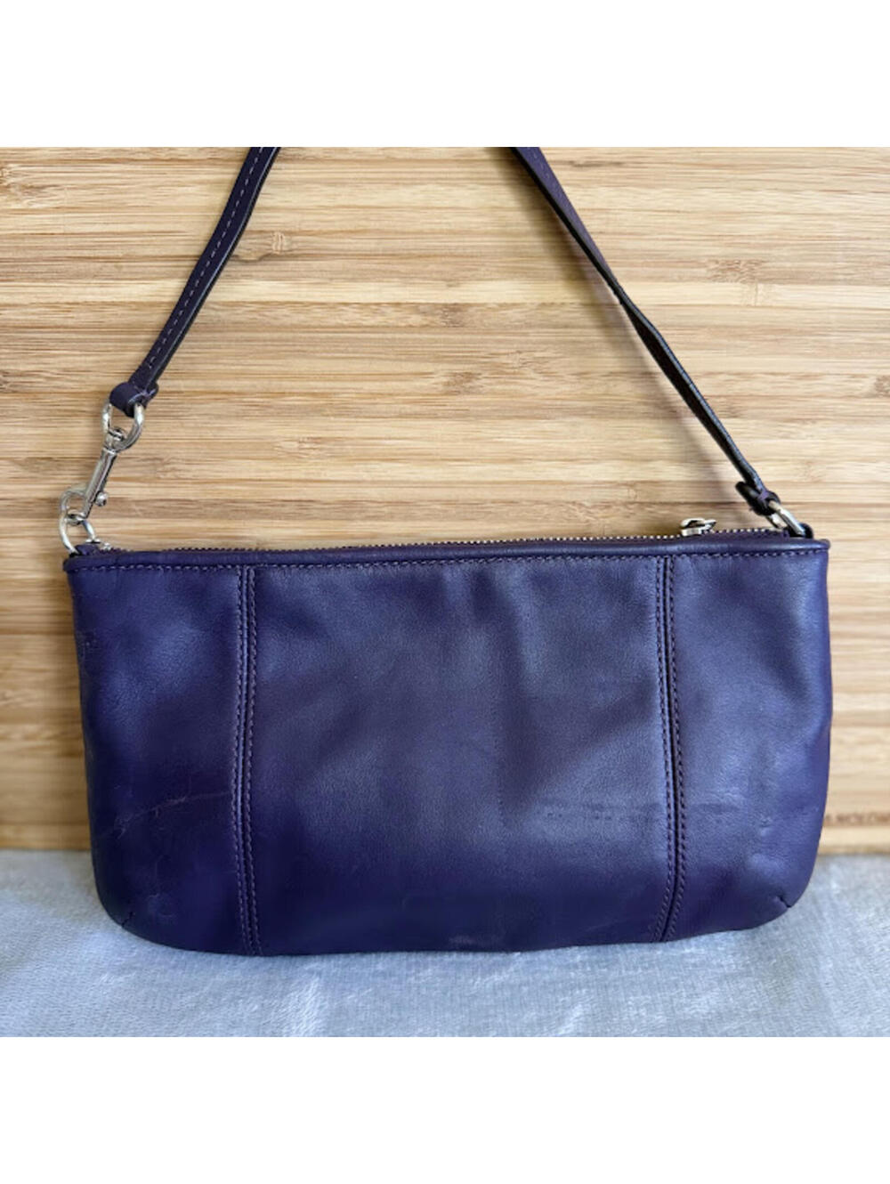 Coach Colette Dark Violet Smooth Leather Pleated Large Wristlet / Clutch F52153 - Picture 2 of 9